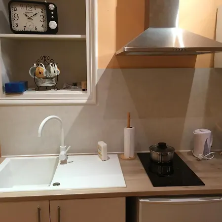 L'hommage Bed & Breakfast 3*