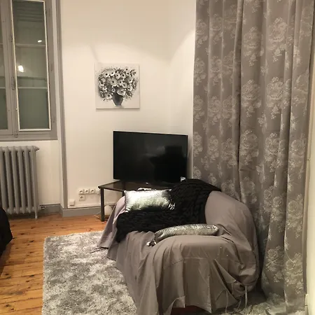 فندق مبيت وإفطار L'hommage