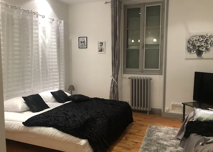 L'hommage Bed and Breakfast